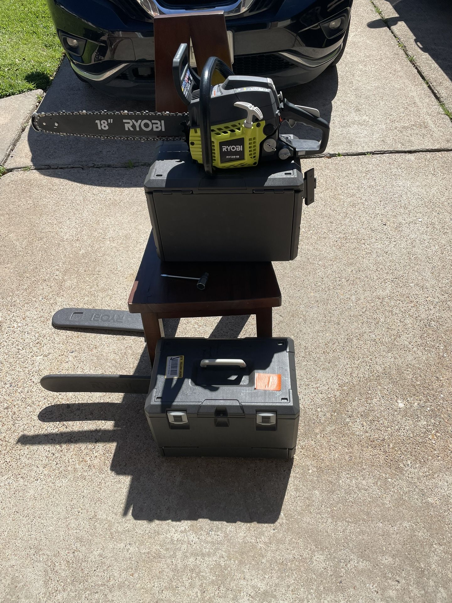 2 Ryobi 18 Inch 32cc Gas Chainsaws