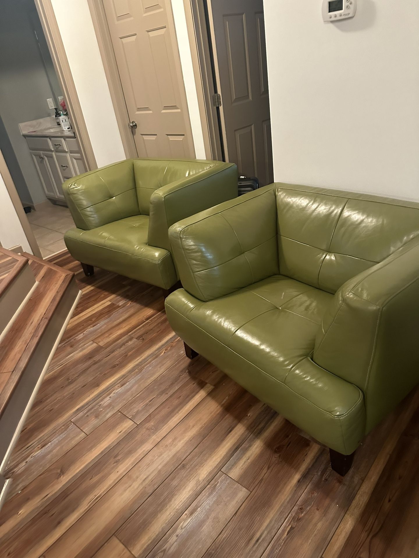 Leather Sofa And Chairs