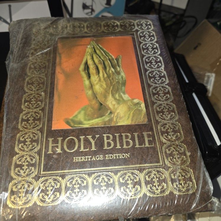 Holy Bible Heritage Edition