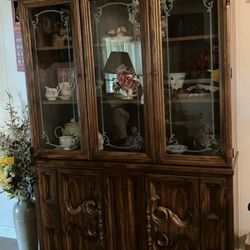 Beautiful Oak Hutch