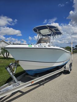 2005 Polar 21 ft
