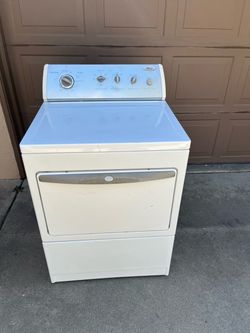 DRYER. CAN DELIVER