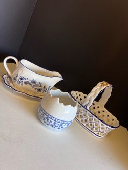 Blue and white home decor vintage
