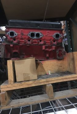 305 inboard marine engine low hours original not rebuilt