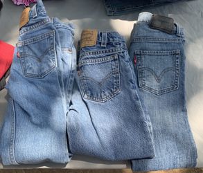 Boys jeans 3 pair Levi’s & 1 crazy 8