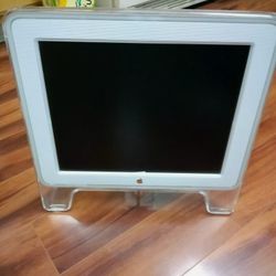 Apple Monitor M7649 17 Inch Studio Display Flat LCD Vintage White Clear