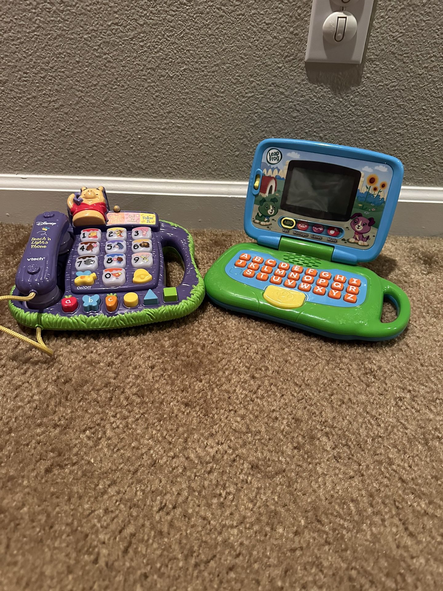 Leap Frog Folding Tablet & Winnie the Pooh Phone
