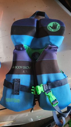 Body Glove Infant floating vest.