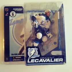 VINCENT LECAVALIER Tampa Bay Lightning NHL McFarlane Series 6 2003 Action Figure.