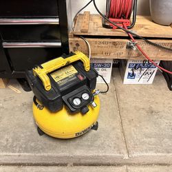 Air compressor