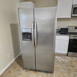 Frigidaire side by side refrigerator