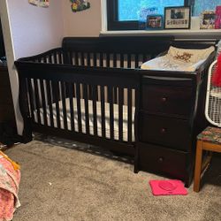 FREE Princeton/Tuscany Crib & Changing Table