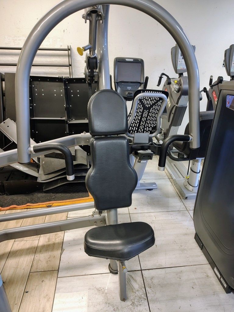 Matrix Chest Press Gym Equipment Exercise Fitness Equipment