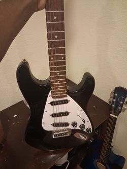 Electric guitar comes with amp and cord