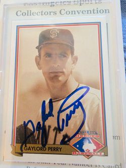 Gaylord Perry autographed UD