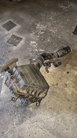 2014 Camaro OEM Air Intake Box