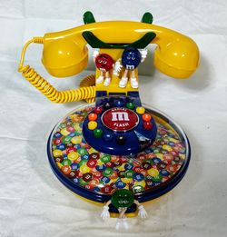 M&M Dispenser Working  Telephone