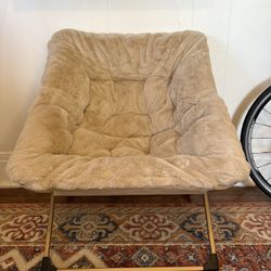 Folding Saucer Chairs 