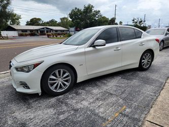 2017 INFINITI Q50