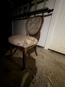 Vintage French-Style Upholstered Accent Chair