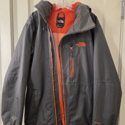 Men's Northface Waterproof Hooded Jacket (Size S)