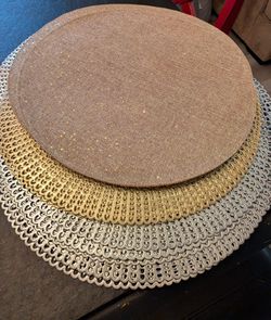 Round  placemats