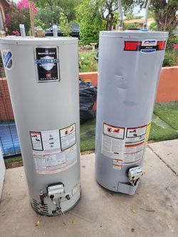 Gas Water Heater 50 gal in good condition and Warranty Works Great 19th Ave And Baseline pick up only