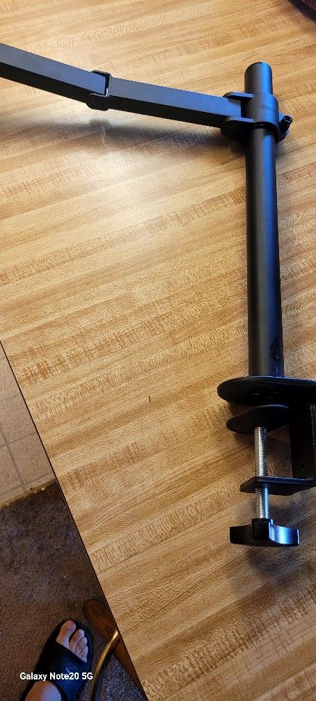 Monitor Mount Single Up To 32'