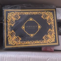 Versace Cologne Gift Set