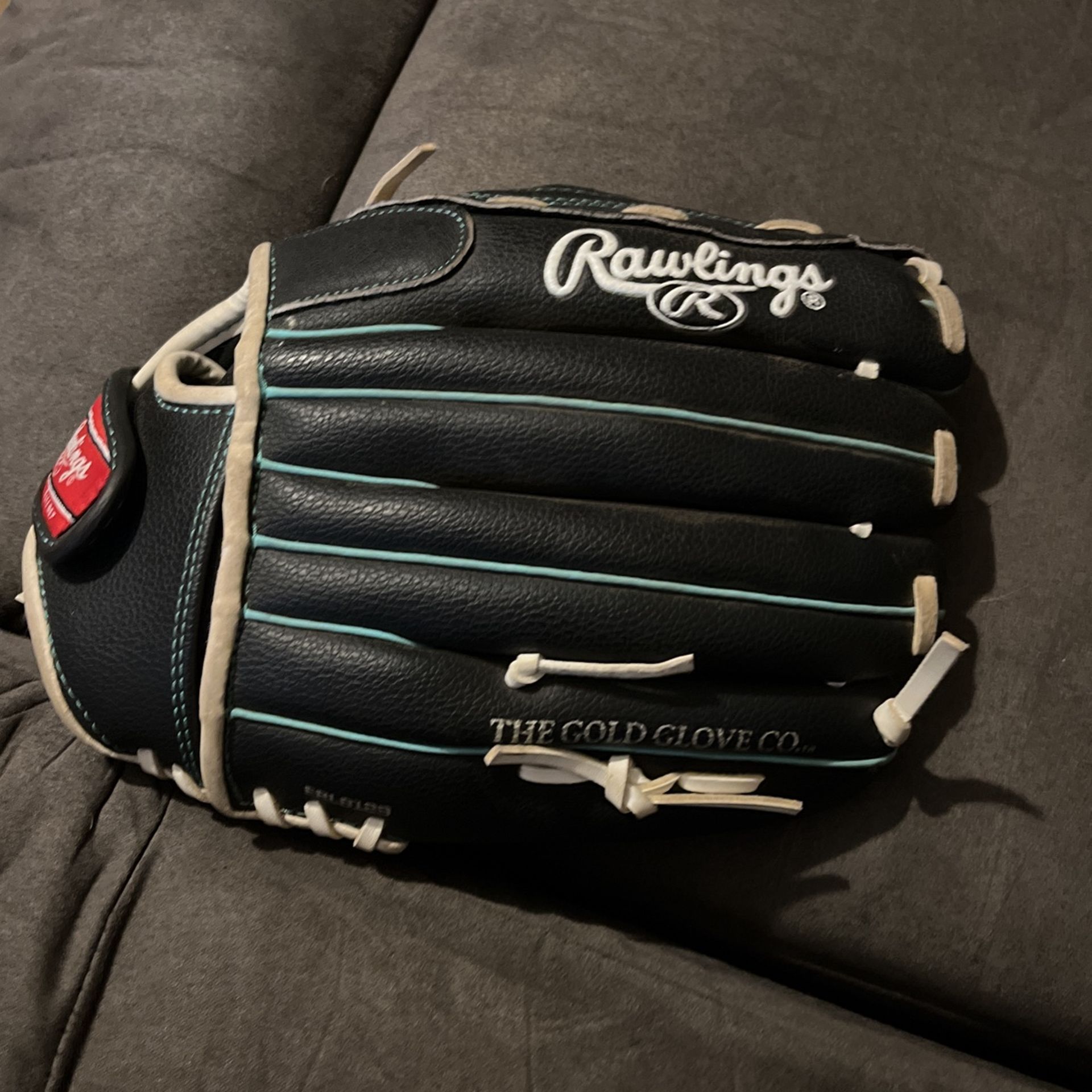 Rawlings Lefty Softball Glove