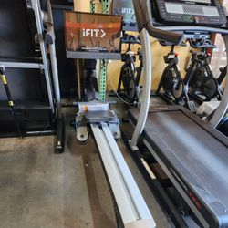 2025 Model Nordictrack RW900 Rowing machine  - 1000$