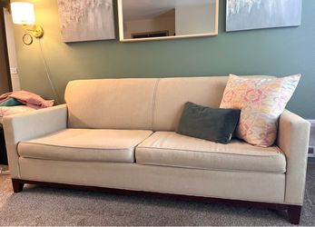 6’8” Dania Sofa