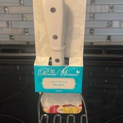 Pioneer Women Masher 