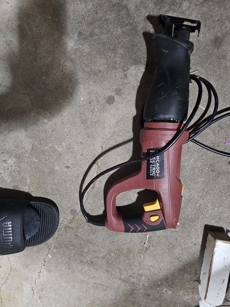 Chicago Electric Saw