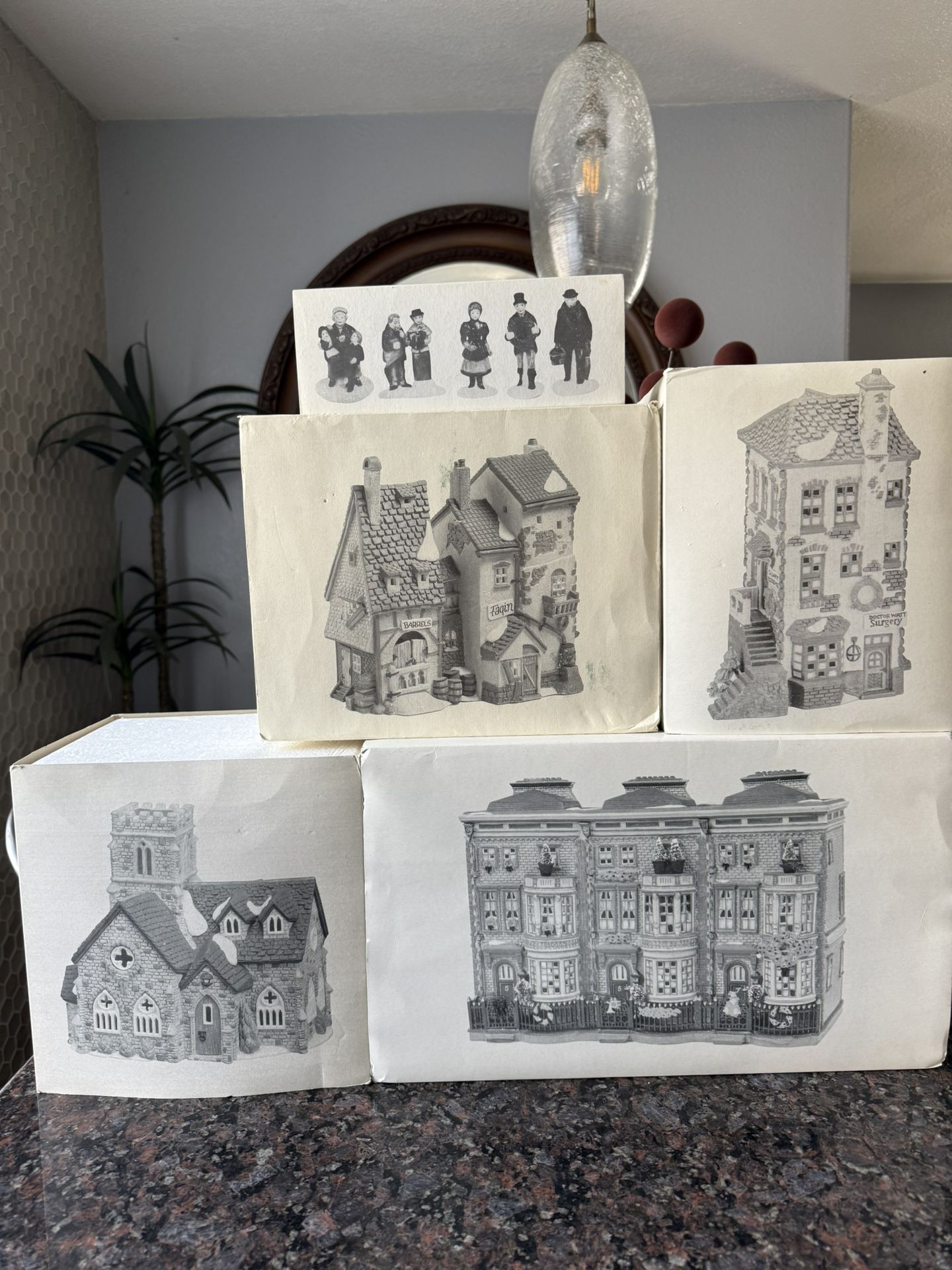 DEPT 56 CHRISTMAS VILLAGE HUGE LOT HERITAGE VILLAGE COLLECTION OBO