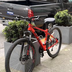 GT Aggressor Pro Mountain Bike
