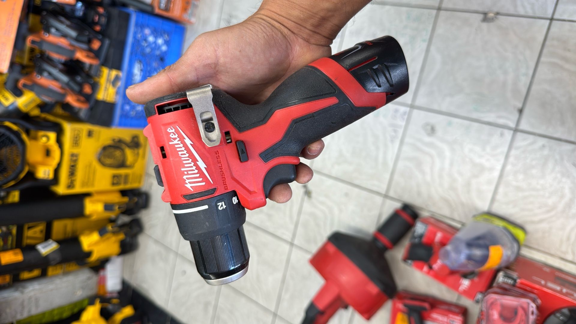 Milwaukee M12 Drill With Battery And Charger