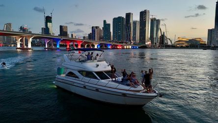 45’ Yacht Party | Catering included and more