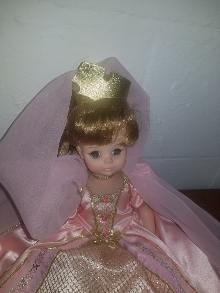 Sleeping Beauty Madame Alexander Doll