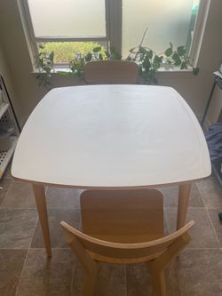 IKEA OMTÄNKSAM table 95x95 cm