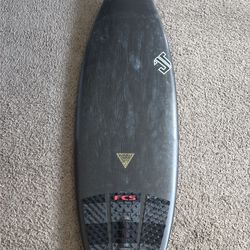 Jt surfboards Dark Arts  5.6 26L