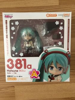 Nendoroid 381a miku sailor ver (piano)