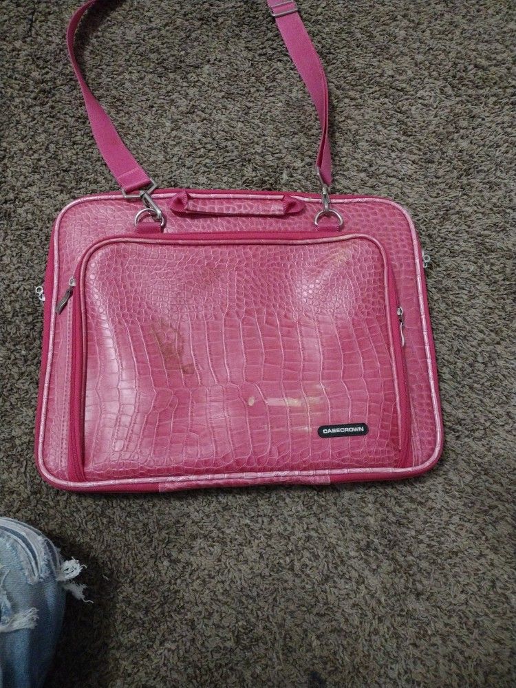 CaseCrown Memory Foam Pocket Case (Alligator Hot Pink) for 15 Inch Laptop