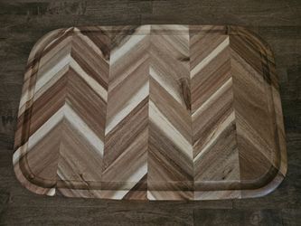Wood Serving Board Chevron Pattern