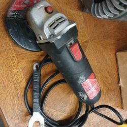 Drill Master Grinder w/Key