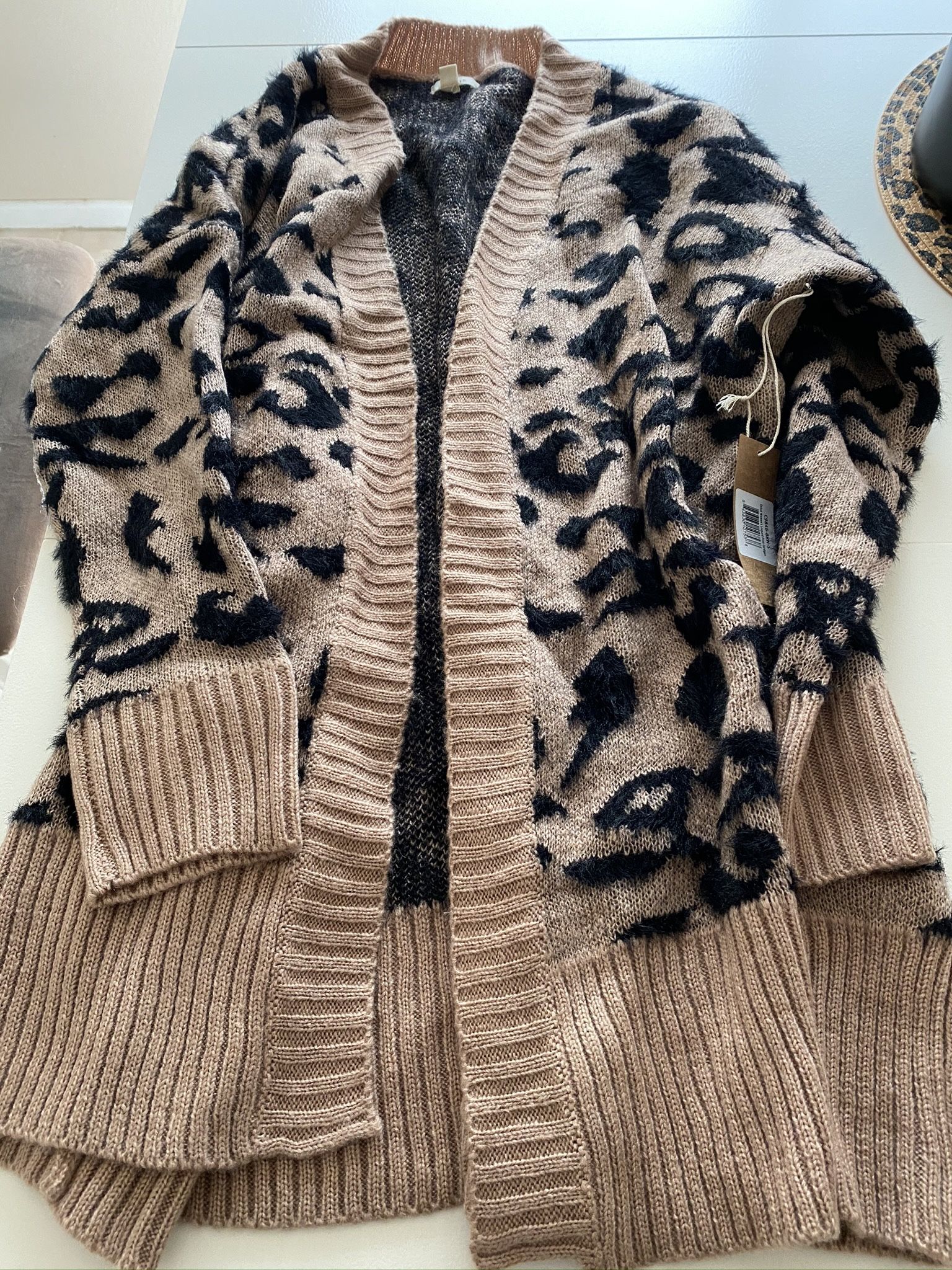 Women’s Size Small Cardigan, New With Tags 