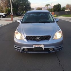 2004 Toyota Corolla Matrix XR 