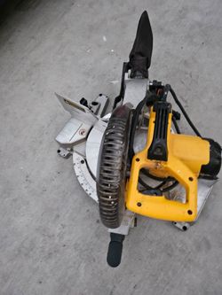 DeWalt Miter Saw