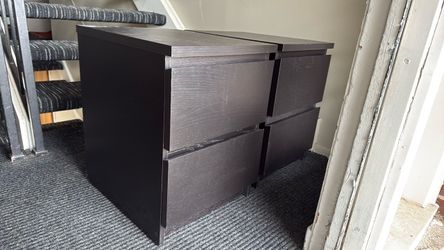 2 Night Stands