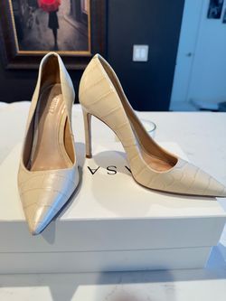 Heels nude  white beige pumps Schutz size 7